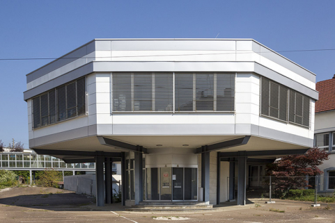 Usine : corps d'entrée. © Région Bourgogne-Franche-Comté, Inventaire du patrimoine Usine : corps d'entrée. © Région Bourgogne-Franche-Comté, Inventaire du patrimoine