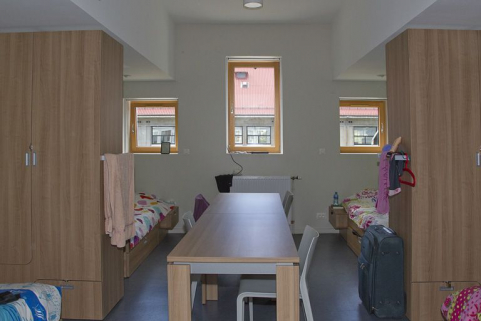Bâtiment D (internat) : l'une des chambres rénovées. © Région Bourgogne-Franche-Comté, Inventaire du patrimoine Bâtiment D (internat) : l'une des chambres rénovées. © Région Bourgogne-Franche-Comté, Inventaire du patrimoine