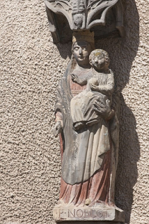 Statue de la Vierge à l'Enfant : vue rapprochée de face. © Région Bourgogne-Franche-Comté, Inventaire du patrimoine