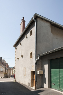 Vue générale de la façade  latérale droite. © Région Bourgogne-Franche-Comté, Inventaire du patrimoine