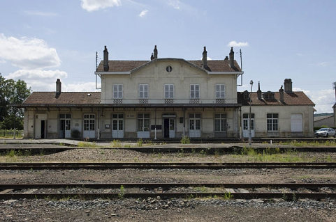 gare © Région Bourgogne-Franche-Comté, Inventaire du patrimoine gare © Région Bourgogne-Franche-Comté, Inventaire du patrimoine