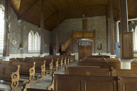 Intérieur : la nef en direction de l'entrée. © Région Bourgogne-Franche-Comté, Inventaire du patrimoine Intérieur : la nef en direction de l'entrée. © Région Bourgogne-Franche-Comté, Inventaire du patrimoine