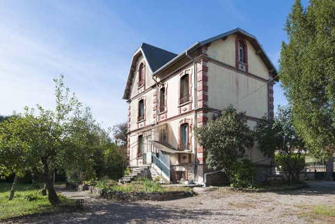 Vue générale depuis le jardin d'agrément. © Région Bourgogne-Franche-Comté, Inventaire du patrimoine Vue générale depuis le jardin d'agrément. © Région Bourgogne-Franche-Comté, Inventaire du patrimoine