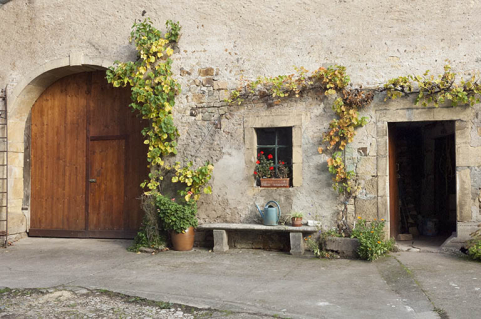Façade antérieure du bâtiment abritant les parties agricoles. © Région Bourgogne-Franche-Comté, Inventaire du patrimoine