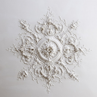 Décor du plafond de la salle à manger. © Région Bourgogne-Franche-Comté, Inventaire du patrimoine