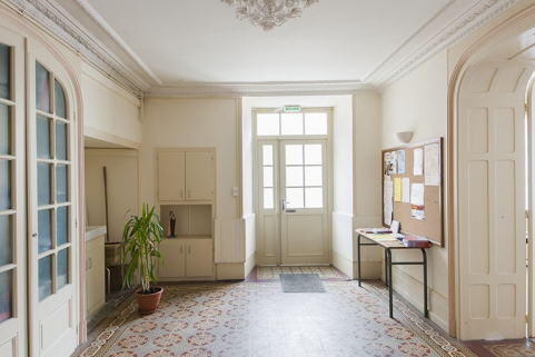 Le vestibule en direction de l'entrée. © Région Bourgogne-Franche-Comté, Inventaire du patrimoine