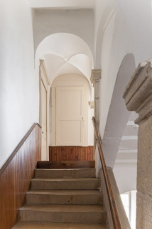Escalier intérieur conduisant à l'étage. © Région Bourgogne-Franche-Comté, Inventaire du patrimoine