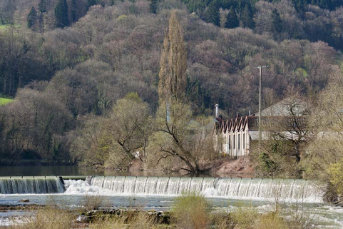 Le barrage et les ateliers de la rive gauche. © Région Bourgogne-Franche-Comté, Inventaire du patrimoine