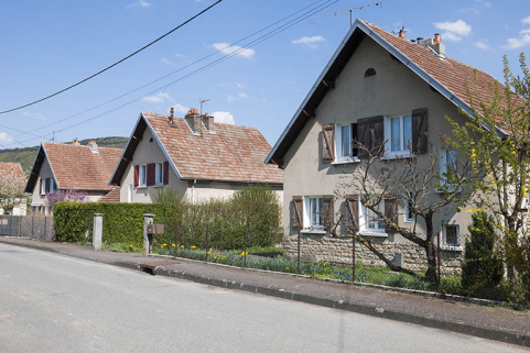 Alignement de façades rue de Champagne. © Région Bourgogne-Franche-Comté, Inventaire du patrimoine