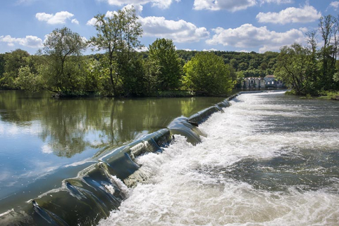Le barrage depuis la rive droite. © Région Bourgogne-Franche-Comté, Inventaire du patrimoine