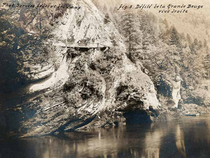 Défilé de la Grande Beuge rive droite, [1919] © Région Bourgogne-Franche-Comté, Inventaire du patrimoine