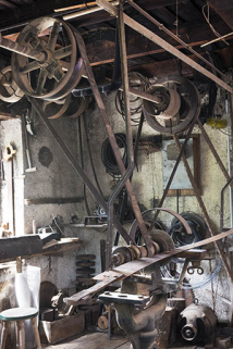 Affûteuse avec son mécanisme de transmission. © Région Bourgogne-Franche-Comté, Inventaire du patrimoine