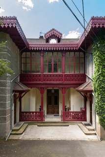 Façade est. Détail de l'entrée. © Région Bourgogne-Franche-Comté, Inventaire du patrimoine