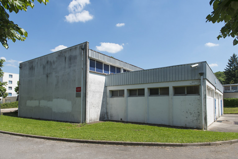 Angle nord du gymnase. © Région Bourgogne-Franche-Comté, Inventaire du patrimoine Angle nord du gymnase. © Région Bourgogne-Franche-Comté, Inventaire du patrimoine
