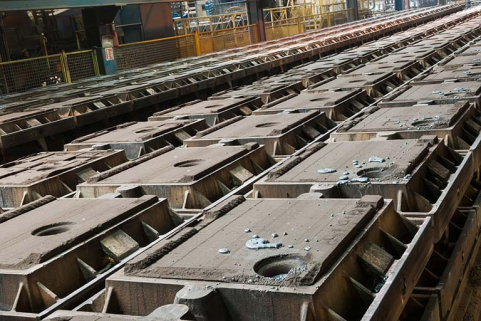 Ligne de moulage. Détail des moules (1). © Région Bourgogne-Franche-Comté, Inventaire du patrimoine