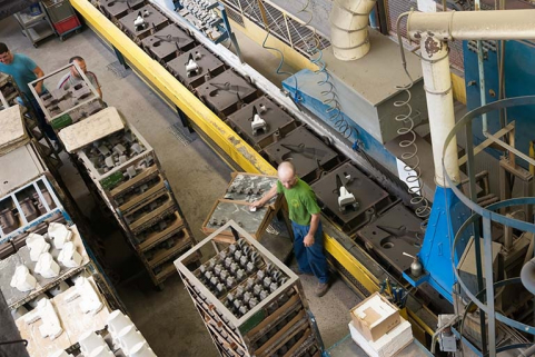 Montage des moules (2). © Région Bourgogne-Franche-Comté, Inventaire du patrimoine