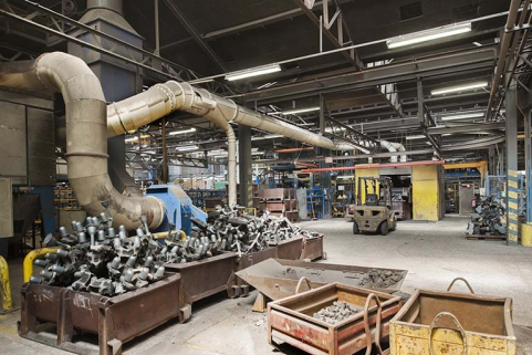 Pièces en sortie de ligne de moulage. © Région Bourgogne-Franche-Comté, Inventaire du patrimoine