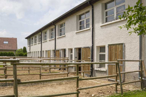 Atelier de fabrication : façade postérieure de trois quarts droite. © Région Bourgogne-Franche-Comté, Inventaire du patrimoine