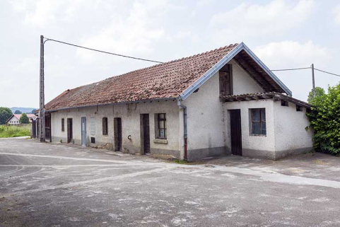 Etable, transformateur et garage. © Région Bourgogne-Franche-Comté, Inventaire du patrimoine