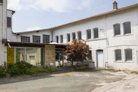 Atelier de fabrication d'origine (bâtiment Bourgeois) et bureau. © Région Bourgogne-Franche-Comté, Inventaire du patrimoine Atelier de fabrication d'origine (bâtiment Bourgeois) et bureau. © Région Bourgogne-Franche-Comté, Inventaire du patrimoine