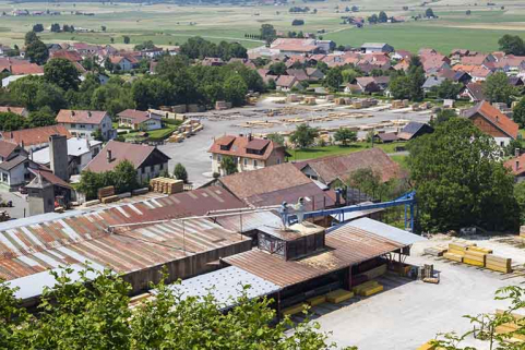 Vue plongeante sur les grands ateliers de fabrication. © Région Bourgogne-Franche-Comté, Inventaire du patrimoine
