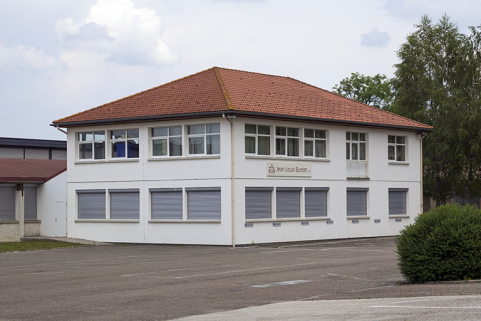 Bâtiment entre 1998 et 2001. © Région Bourgogne-Franche-Comté, Inventaire du patrimoine Bâtiment entre 1998 et 2001. © Région Bourgogne-Franche-Comté, Inventaire du patrimoine