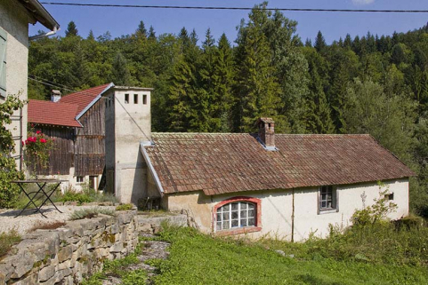 Centrale : façade postérieure, de trois quarts gauche. © Région Bourgogne-Franche-Comté, Inventaire du patrimoine