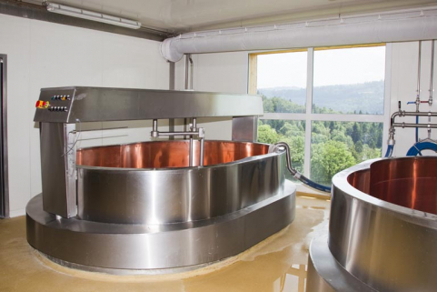 Cuve de fabrication. © Région Bourgogne-Franche-Comté, Inventaire du patrimoine