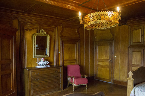 Partie sud : ancien salon ("poêle") transformé en chambre à coucher. © Région Bourgogne-Franche-Comté, Inventaire du patrimoine