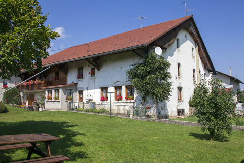 Façade sud, de trois quarts droite. © Région Bourgogne-Franche-Comté, Inventaire du patrimoine