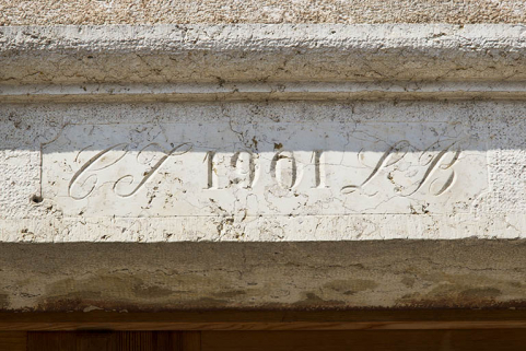 Façade antérieure : linteau daté. © Région Bourgogne-Franche-Comté, Inventaire du patrimoine