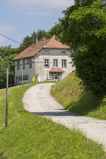 Vue d'ensemble, depuis l'ouest. © Région Bourgogne-Franche-Comté, Inventaire du patrimoine