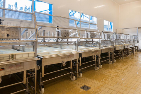 Espaces pédagogiques du hall des technologies laitières et agro-alimentaires. © Région Bourgogne-Franche-Comté, Inventaire du patrimoine