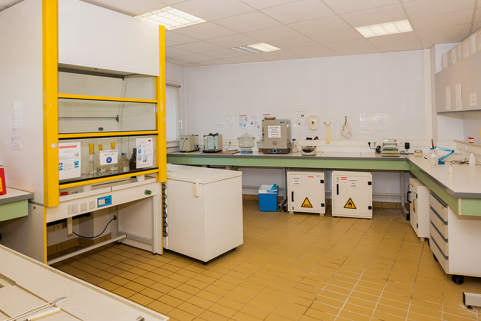 Espaces pédagogiques du hall des technologies laitières et agro-alimentaires. © Région Bourgogne-Franche-Comté, Inventaire du patrimoine