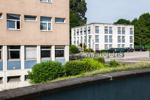 Angle nord de l'internat-restauration et vue sur les logements. © Région Bourgogne-Franche-Comté, Inventaire du patrimoine