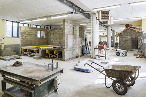 Vue intérieure de l'atelier bâtiment. © Région Bourgogne-Franche-Comté, Inventaire du patrimoine