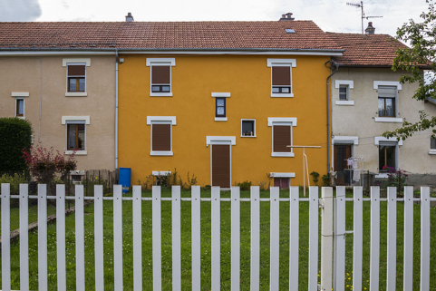 Immeuble au n° 9 : détail de travées à l'est. © Région Bourgogne-Franche-Comté, Inventaire du patrimoine