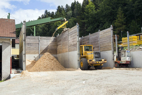 Silos à copeaux (B). © Région Bourgogne-Franche-Comté, Inventaire du patrimoine