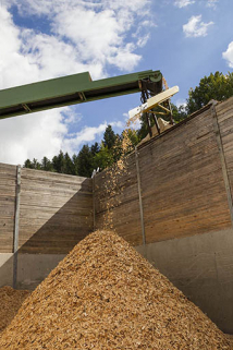 Silos à copeaux (B) : système d'amenée des copeaux. © Région Bourgogne-Franche-Comté, Inventaire du patrimoine
