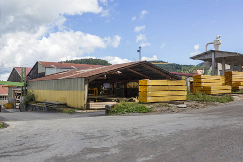 Atelier de triage et d'empilage (G). © Région Bourgogne-Franche-Comté, Inventaire du patrimoine