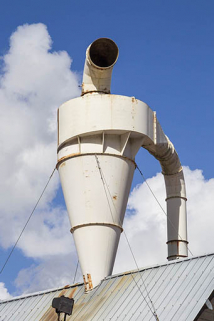Silo à sciure (L) : cyclone. © Région Bourgogne-Franche-Comté, Inventaire du patrimoine