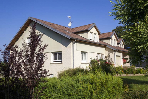 Ateliers de fabrication : façades antérieure et latérale gauche. © Région Bourgogne-Franche-Comté, Inventaire du patrimoine