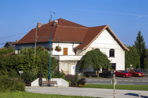 Vue d'ensemble du site, depuis l'est. © Région Bourgogne-Franche-Comté, Inventaire du patrimoine