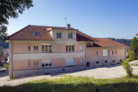 Façade postérieure, de trois quarts gauche. © Région Bourgogne-Franche-Comté, Inventaire du patrimoine