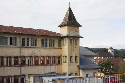 Usine, façade postérieure : tour occidentale. © Région Bourgogne-Franche-Comté, Inventaire du patrimoine Usine, façade postérieure : tour occidentale. © Région Bourgogne-Franche-Comté, Inventaire du patrimoine