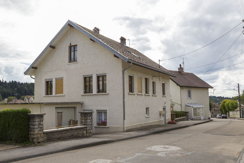 Façades antérieure et latérale gauche. © Région Bourgogne-Franche-Comté, Inventaire du patrimoine