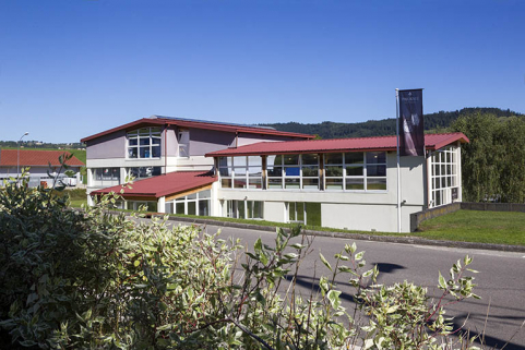 Façade latérale gauche, de trois quarts droite. © Région Bourgogne-Franche-Comté, Inventaire du patrimoine Façade latérale gauche, de trois quarts droite. © Région Bourgogne-Franche-Comté, Inventaire du patrimoine