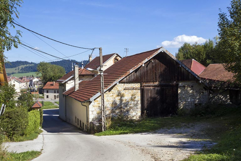 Bureau, écurie et grange, depuis l'ouest. © Région Bourgogne-Franche-Comté, Inventaire du patrimoine
