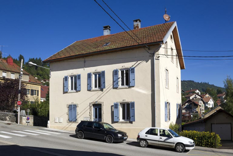 Façade antérieure, de trois quarts droite. © Région Bourgogne-Franche-Comté, Inventaire du patrimoine