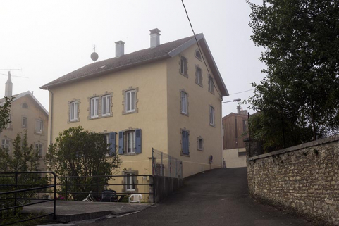 Façades postérieure et latérale gauche. © Région Bourgogne-Franche-Comté, Inventaire du patrimoine